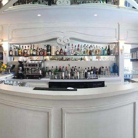 Osborne Hotel La La Valletta Esterno foto