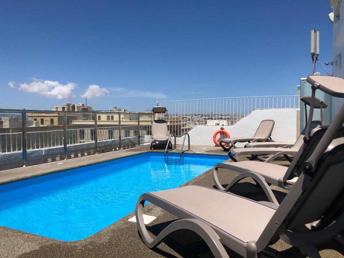 Osborne Hotel La La Valletta Esterno foto